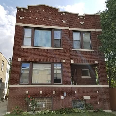 1st image of 2643 W Foster Ave APT 2