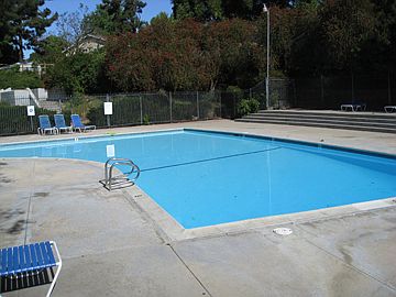 1st image of 7934 Camino Huerta