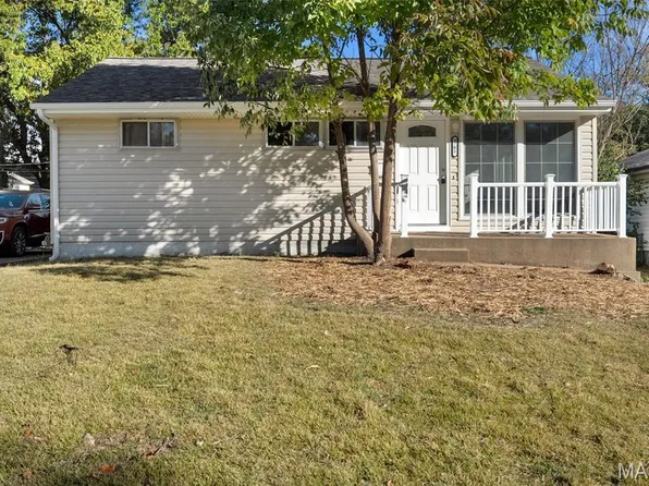 9705 Miriam Ave, Saint Louis, MO 63114
