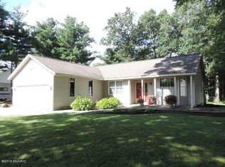 2385 Dalson Rd, Twin Lake, MI 49457