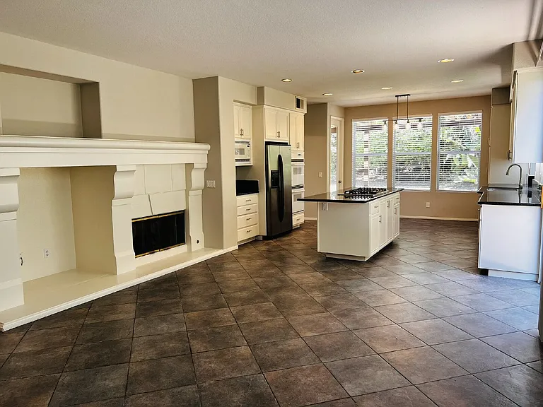 4984 Riding Ridge Rd — Photo 18