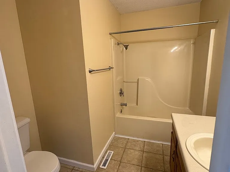 509 S Whippoorwill Dr — Photo 16