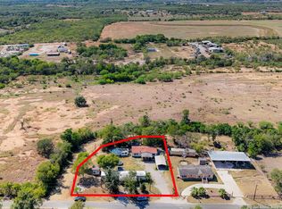 12925 Luckey Rd, Atascosa, TX 78002