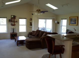 15 Caleb Ct, Hamburg, NJ 07419