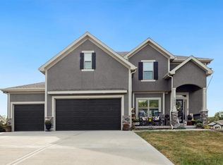 2402 Windmill Dr, Platte City, MO 64079