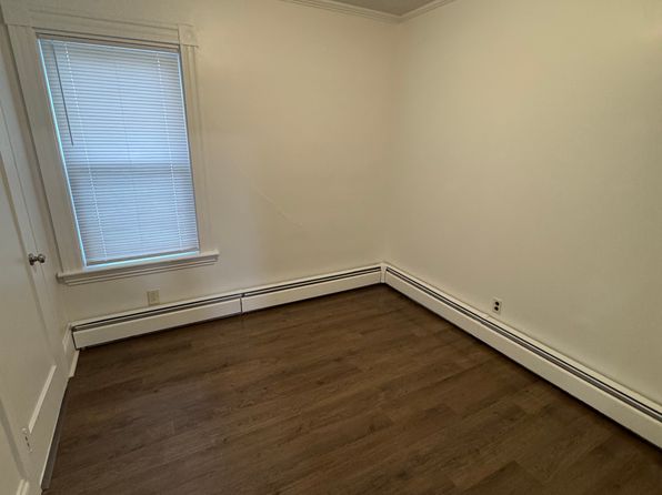 115 6th Ave #1B