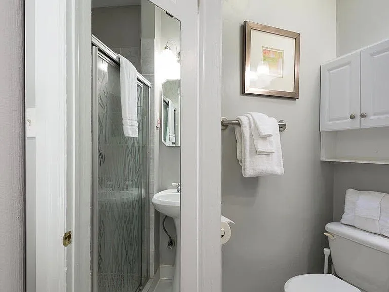2136 O St NW #3 — Photo 5