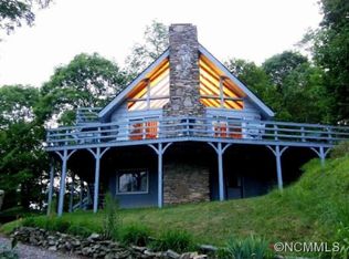 239 Unakite Ln, Mars Hill, NC 28754