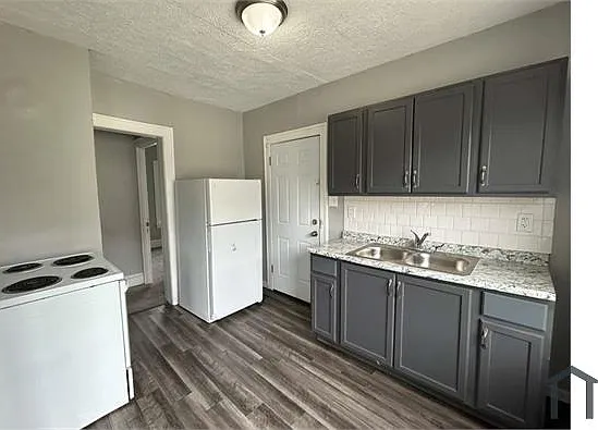 13616 Coit Rd #2 — Photo 16