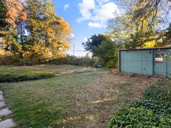 10 Summit Street, Stonington, CT 06378