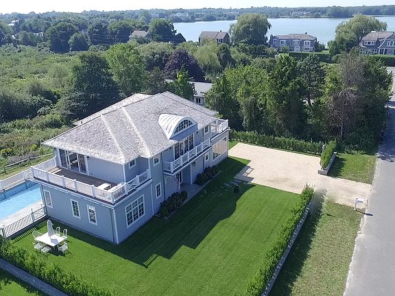 3rd image of 41 Mill Pond Ln