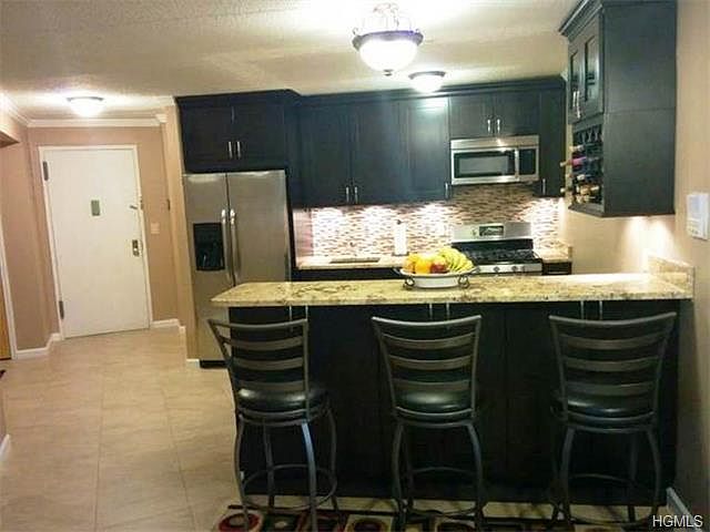1st image of 145 Valentine Ln APT 7K