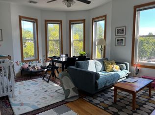 183 Columbia St APT 202, Cambridge, MA 02139