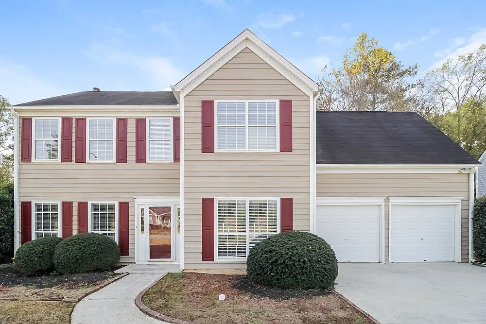3 bed, 2.5 bath, 2293 sqft, $2,320 — Photo 1
