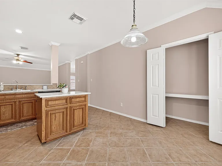 1646 Martin Lake Dr — Photo 21