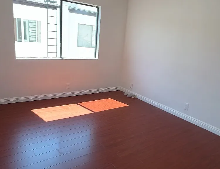 315 S Chandler Ave #B — Photo 8