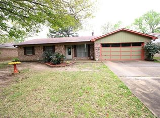 7806 Pines Rd, Shreveport, LA 71129