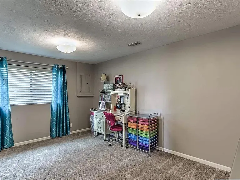 7033 S 183rd Ave — Photo 21