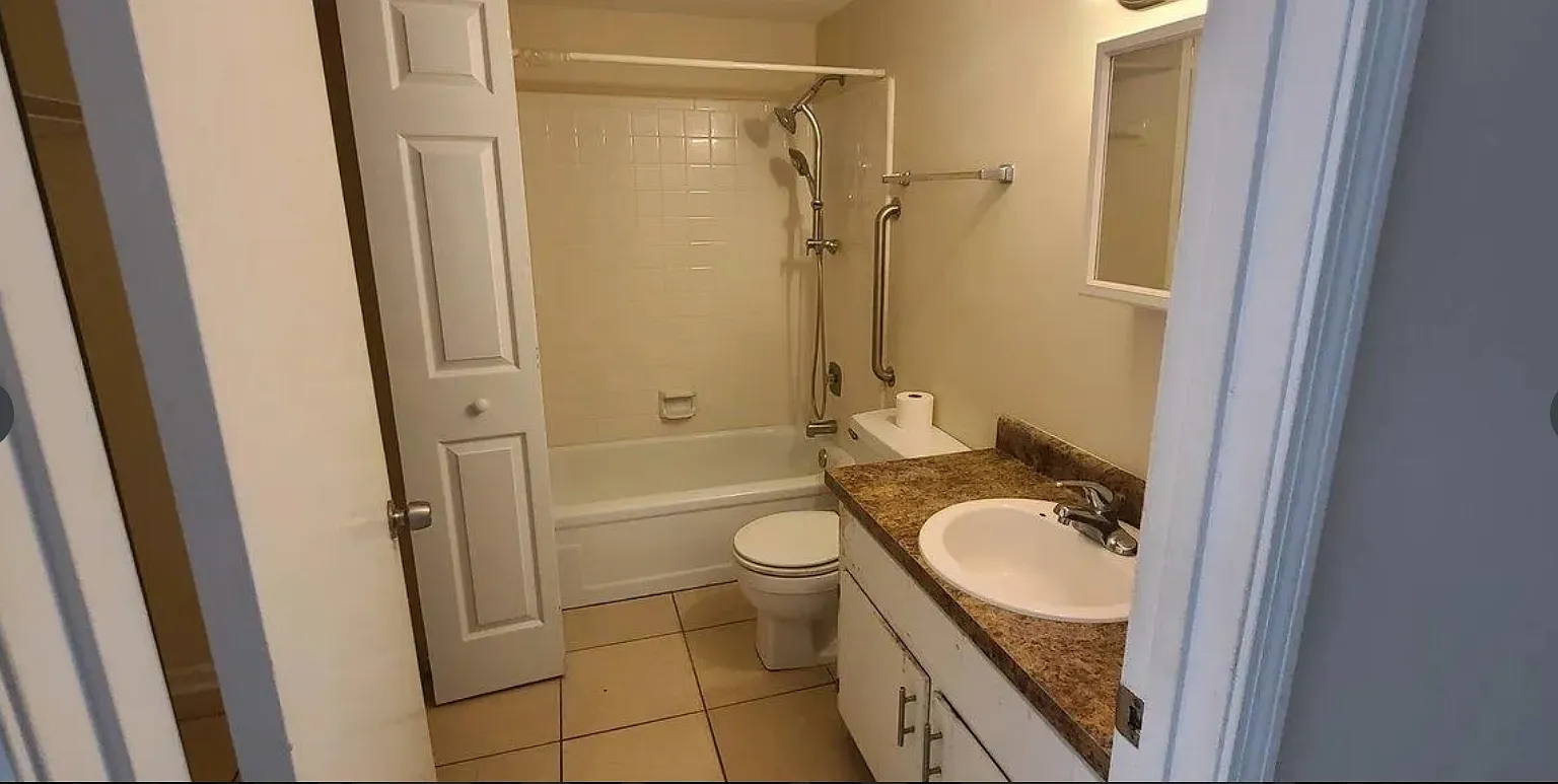 2 bed, 900 sqft, $1,100 — Photo 3
