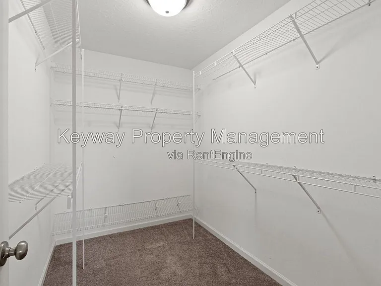221 Ducal St — Photo 11