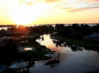 6576 Sand Spur Ln, Fort Myers, FL 33919