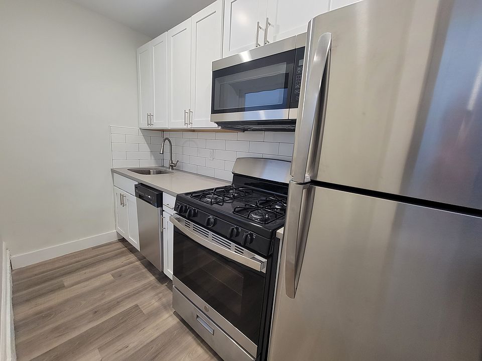 2nd image of 2505 John F Kennedy Blvd #61E