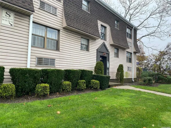 1325 Broadway #S-11, Hewlett, NY 11557