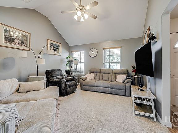 4th image of 282 Barrister Circle