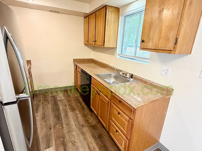 2614 SE 115th Ave — Photo 18