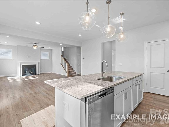 5th image of 2917 Audubon Rdg