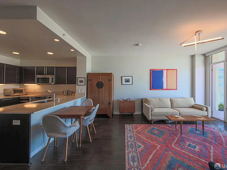 1160 Mission St #2102 — Photo 19
