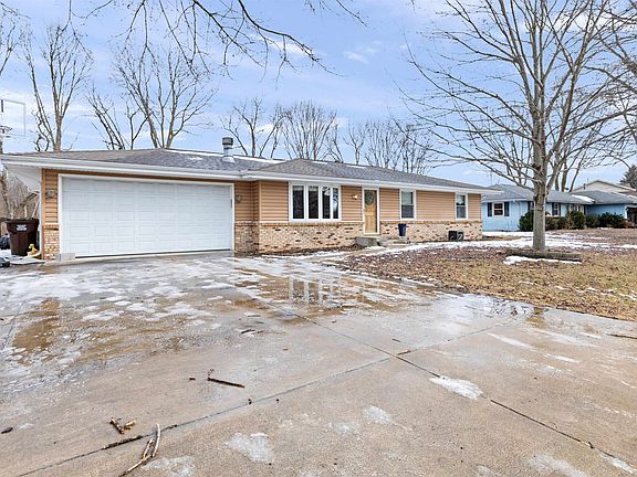 2nd image of 8627 Delta Dr