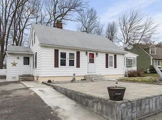 1 Santoro Rd, Worcester, MA 01606