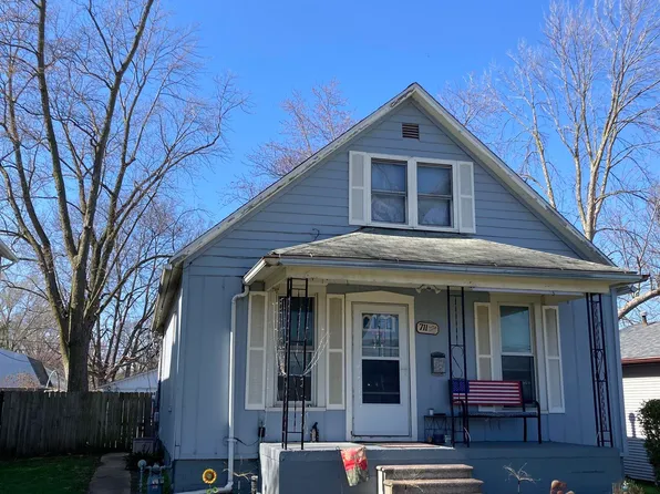 711 N Sherman St, Lincoln, IL 62656