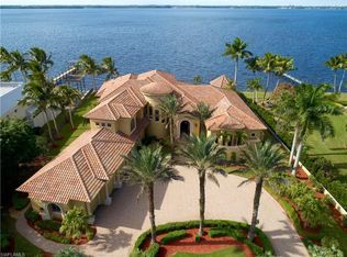 3336 W Riverside Dr, Fort Myers, FL 33901