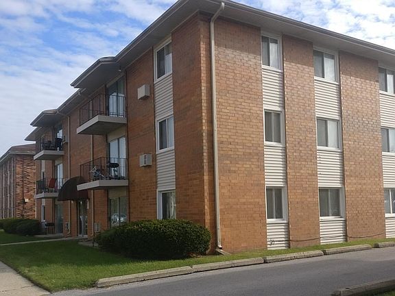 2nd image of 1913 Canal St APT 3B