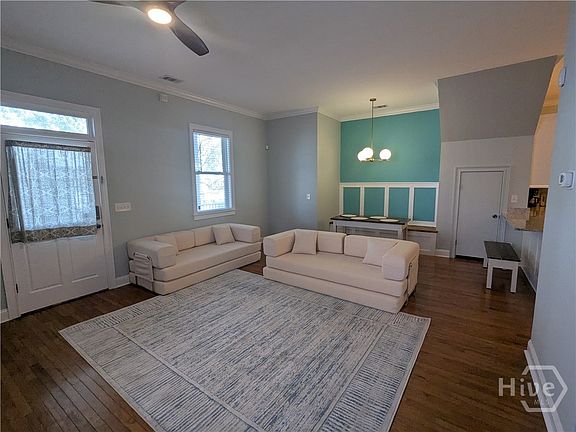 5th image of 305 E Duffy St #A