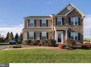 1618 W Thistle Dr, Wyomissing, PA 19610