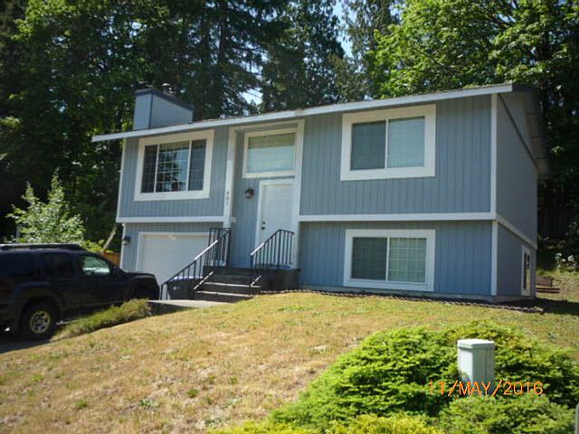 1st image of 401 Falcon Ct NE