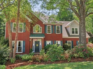 959 Cedar Falls Ct SW, Lilburn, GA 30047
