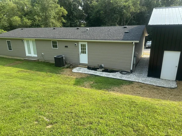 5246 Township Road 398a NW, Somerset, OH 43783