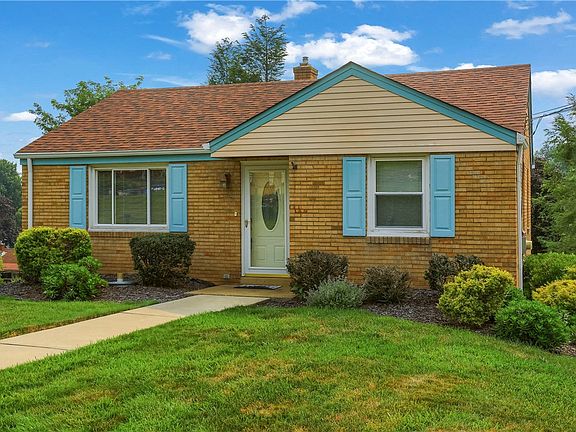3rd image of 9144 Saginaw Dr