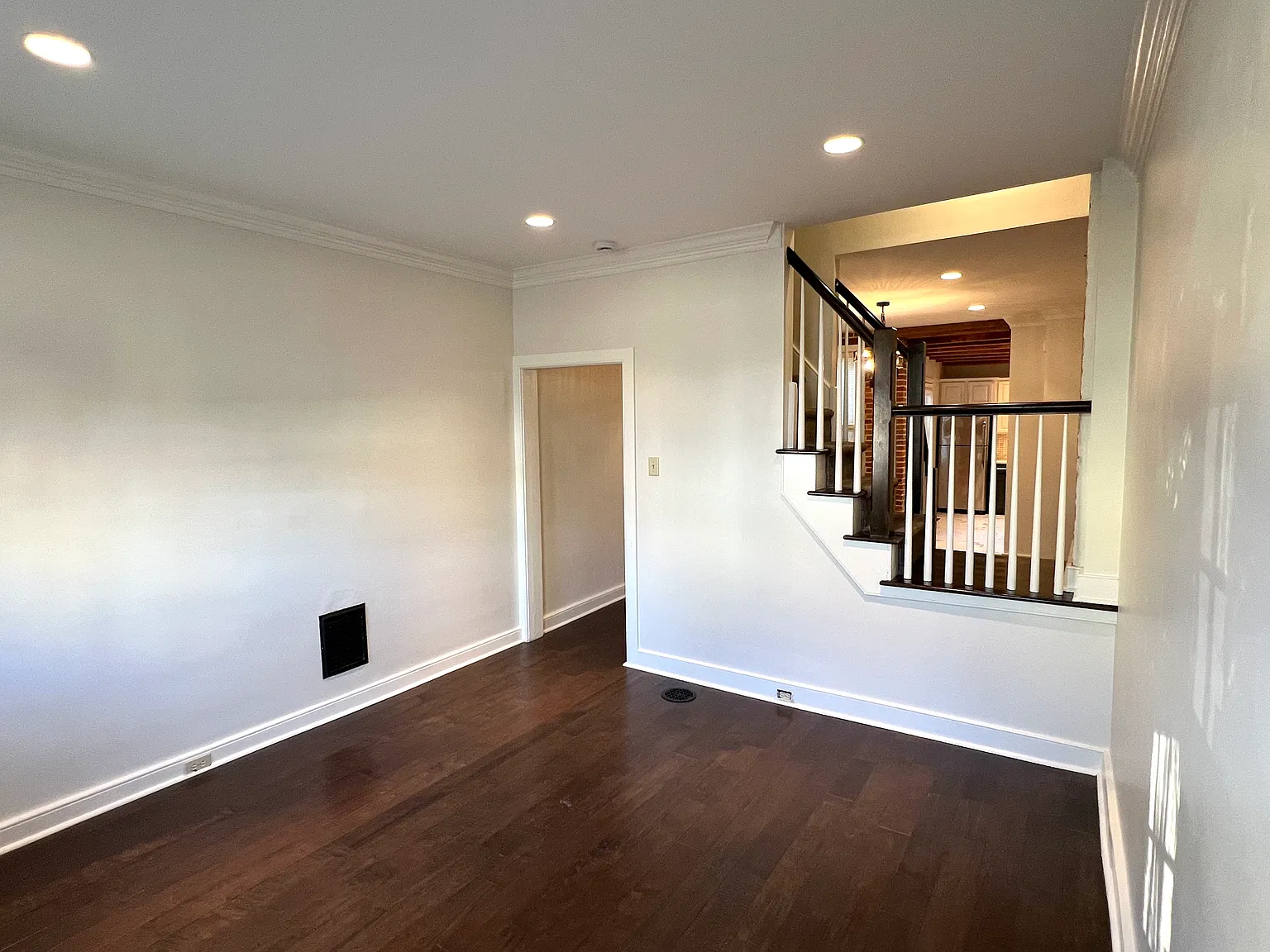 2 bed, 1150 sqft, $1,800 — Photo 3
