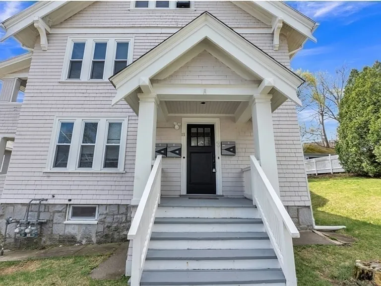 15 Clearview Ave #2 — Photo 2