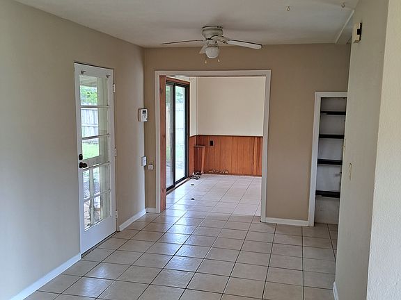 4th image of 120 Tarragona Way