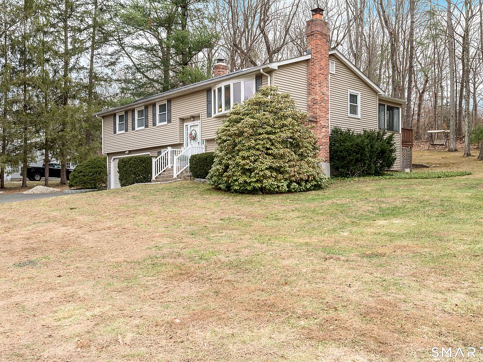 1st image of 58 Hollow Brook Road