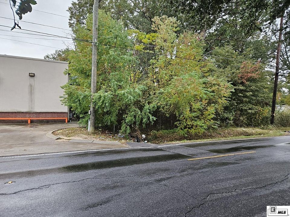 2nd image of 616 Standifer Ave