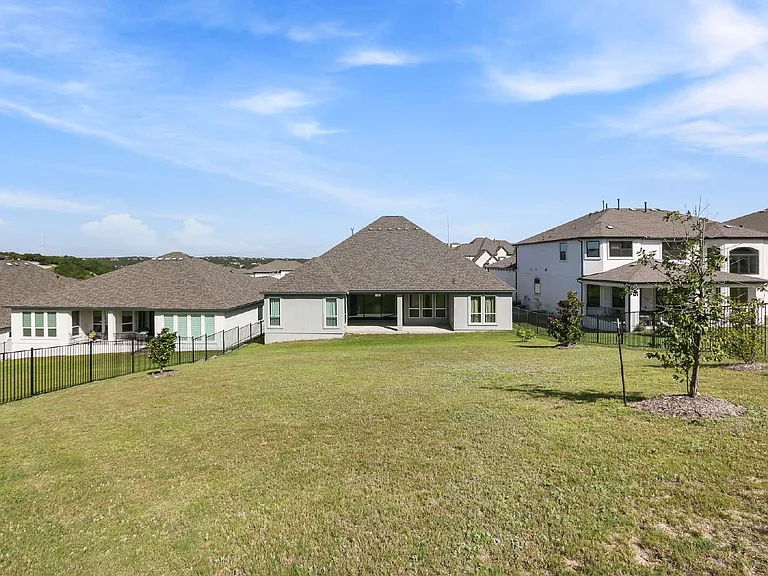 921 Trevi Fontana Dr — Photo 39