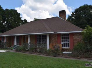 1245 Woodcliff Dr, Baton Rouge, LA 70815