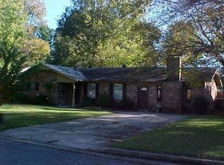 1402 Arrowhead Pl, Pine Bluff, AR 71603